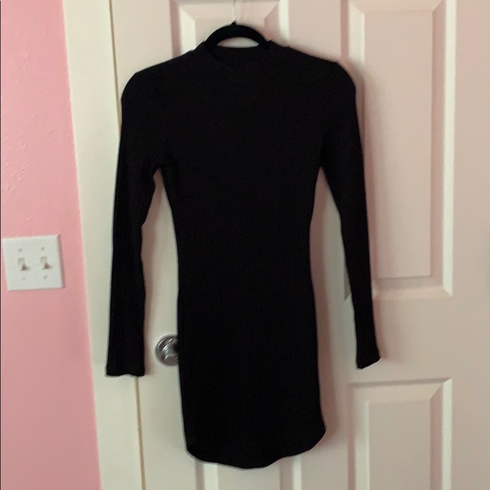 tight black dress